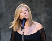 Буш помешал Барбаре Стрейзанд