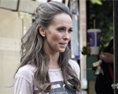 Дженнифер Лав Хьюитт превращается в скелет