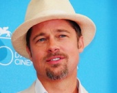 Брэд Питт спас поклонника