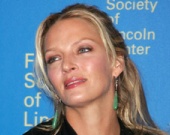 Кто же поздравил Мерил?