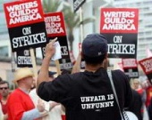 К забастовке сценаристов присоединились дети К забастовке сценаристов присоединились дети