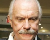 Михалкова неудачно проветрили