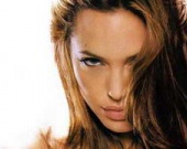 Неповторимая Анджелина Джоли обнажилась (ФОТОРЕПОРТАЖ)