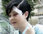 На Келли Осборн упал шкаф