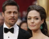 Питт и Джоли засудили авторов их "развода"