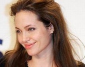 Анджелина Джоли снова ждет ребенка