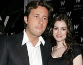 Бойфренд Энн Хатауэй под следствием