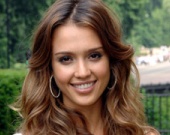 Джессика Альба снова выходит замуж