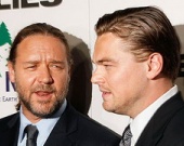 Рассел Кроу проиграл бой чизбургеру