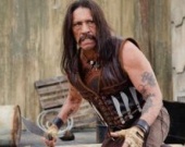 Мачете станет байкером