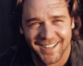 Рассел Кроу спасет супругу от тюрьмы