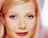 Странная фотосессия Гвинет Пэлтроу (ФОТОРЕПОРТАЖ)