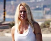 Дряблые ножки Памелы Андерсон Дряблые ножки Памелы Андерсон