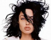 Какой Анджелина Джоли была в молодости (ФОТОРЕПОРТАЖ)