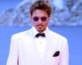 Джонни Депп стоит 90 тысяч долларов