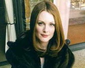 Джулианна Мур порадует детей сказками