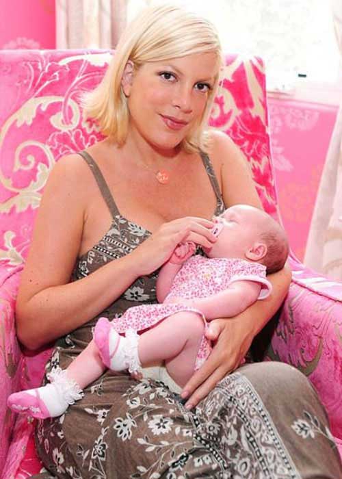 Tori Spelling Fakes